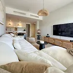 Apartment La Perla De Aranya