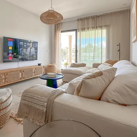 La Perla De Aranya - * Estepona