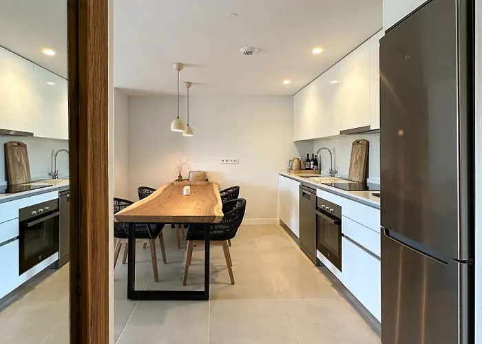 La Perla De Aranya Appartement *